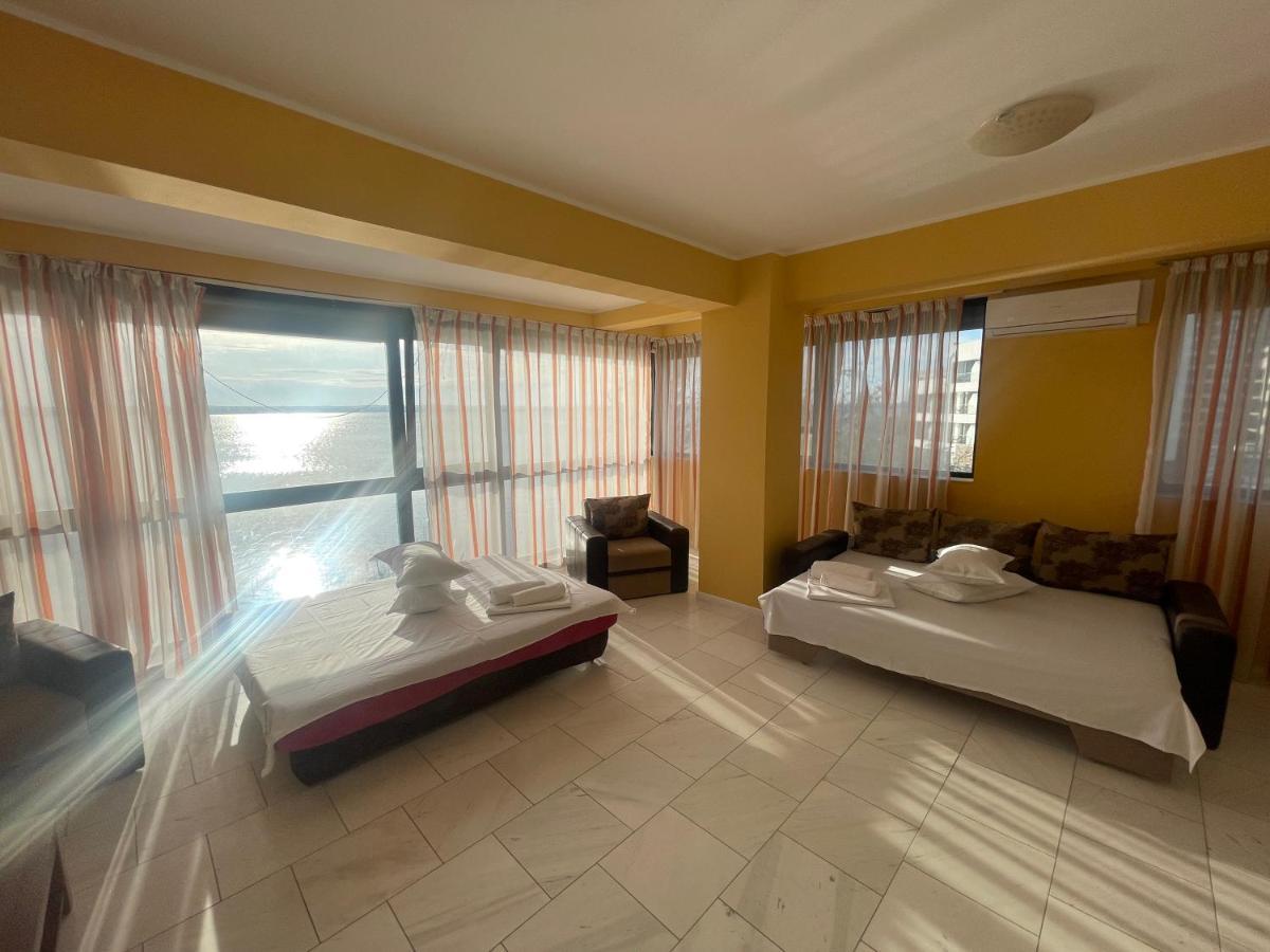 Sophia Lake View Suite Mamaia Dış mekan fotoğraf