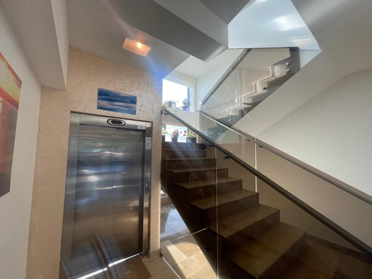 Sophia Lake View Suite Mamaia Dış mekan fotoğraf