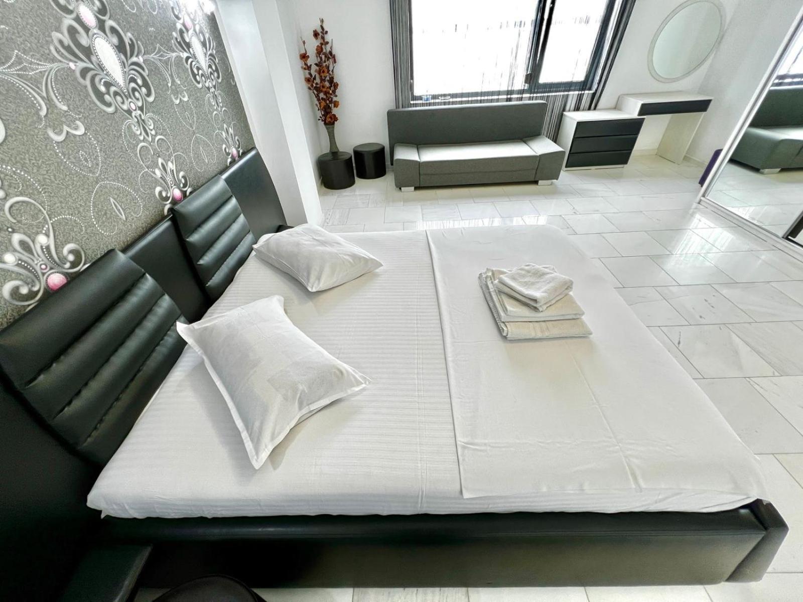 Sophia Lake View Suite Mamaia Dış mekan fotoğraf