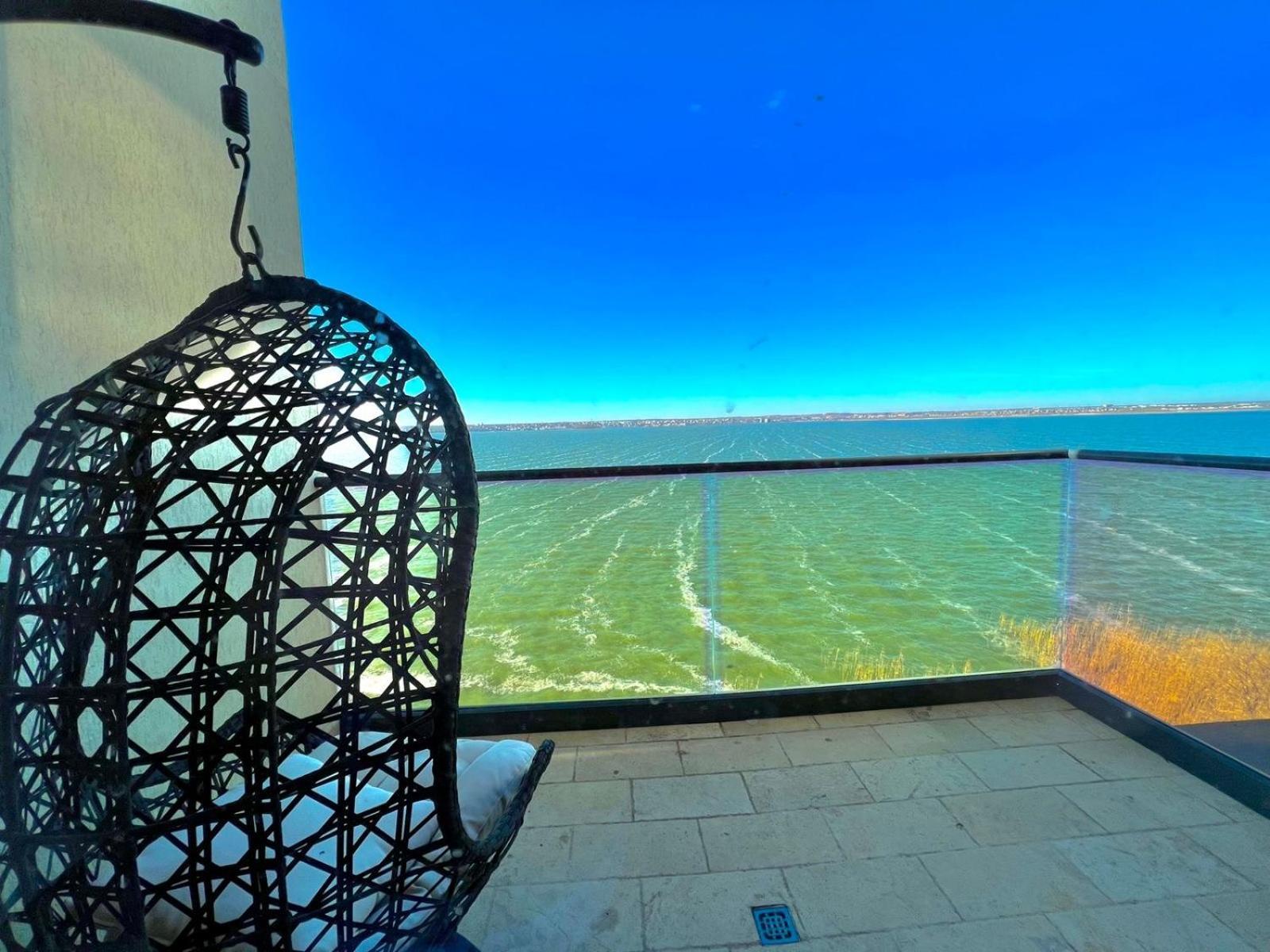 Sophia Lake View Suite Mamaia Dış mekan fotoğraf