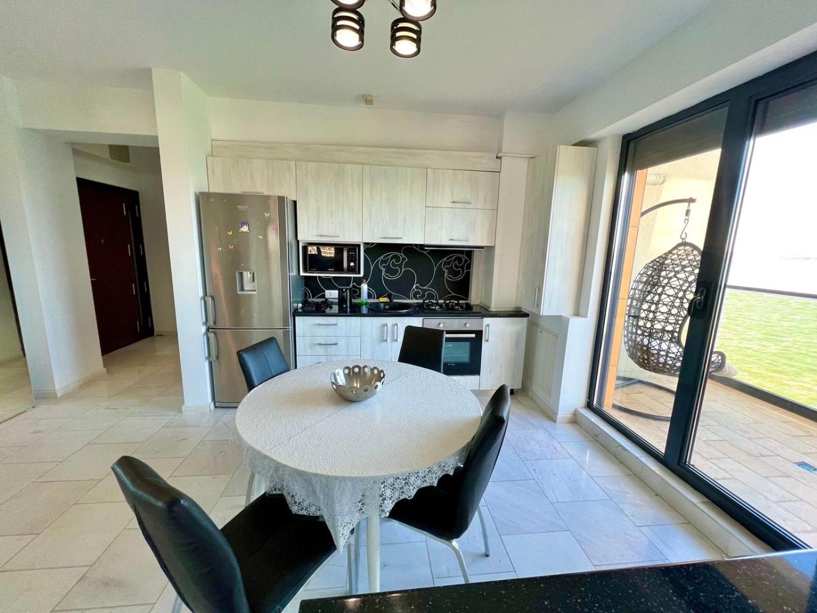 Sophia Lake View Suite Mamaia Dış mekan fotoğraf