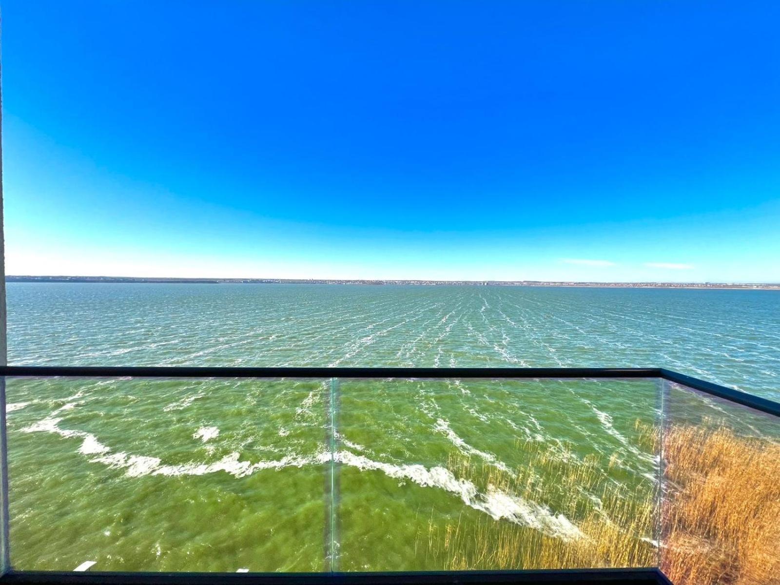 Sophia Lake View Suite Mamaia Dış mekan fotoğraf