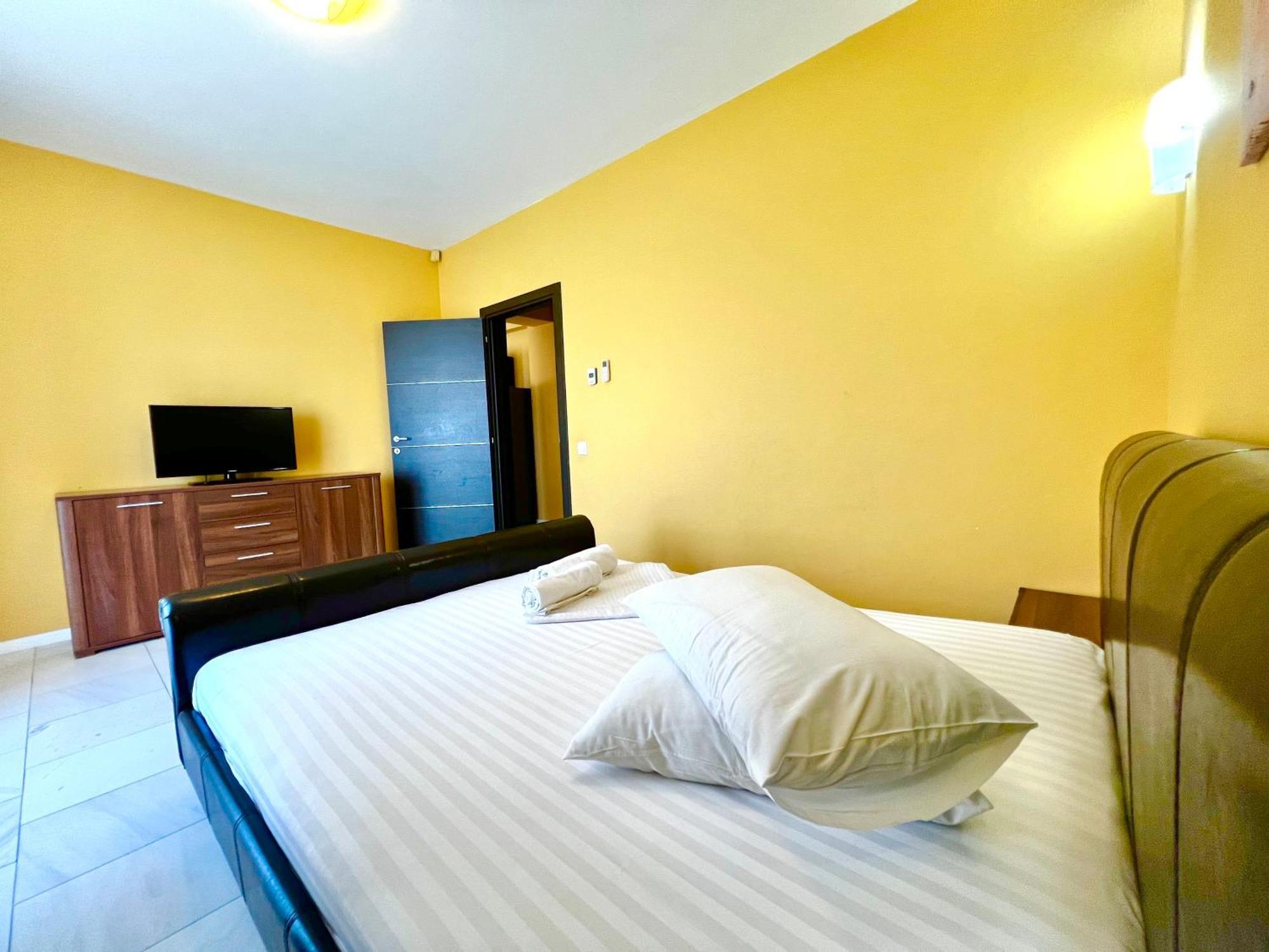 Sophia Lake View Suite Mamaia Dış mekan fotoğraf
